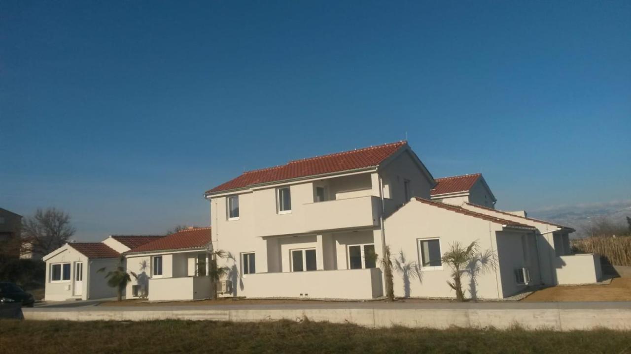Apartments Noa Nin Zdrijac Zewnętrze zdjęcie