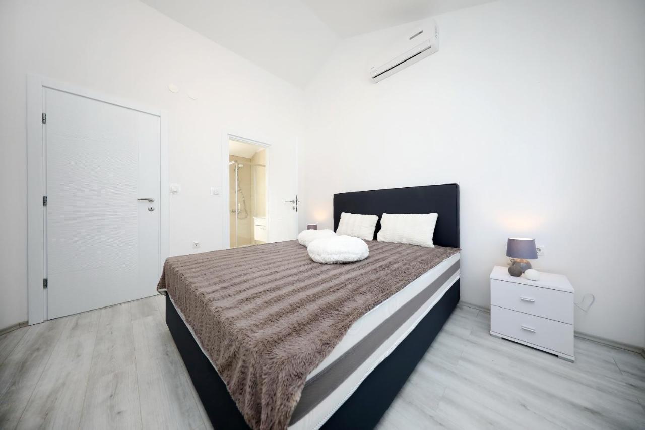 Apartments Noa Nin Zdrijac Zewnętrze zdjęcie